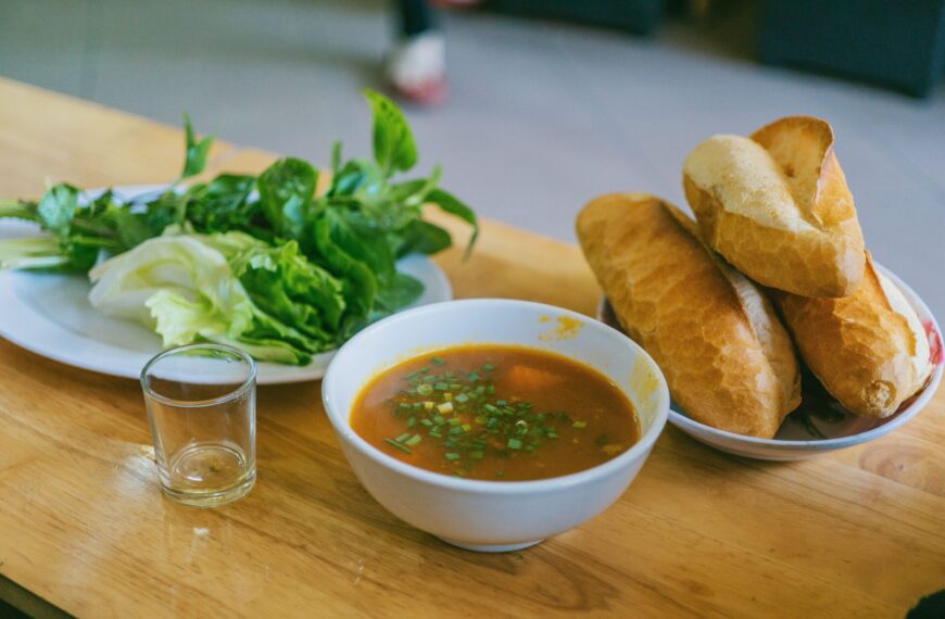 Caldos y sopas para recuperar el estómago tras la Navidad