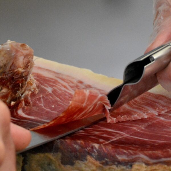 Ofertas Jamón Ibérico en Cash Gaymo Ahlaurín de la Torre y Cash Gaymo Coín