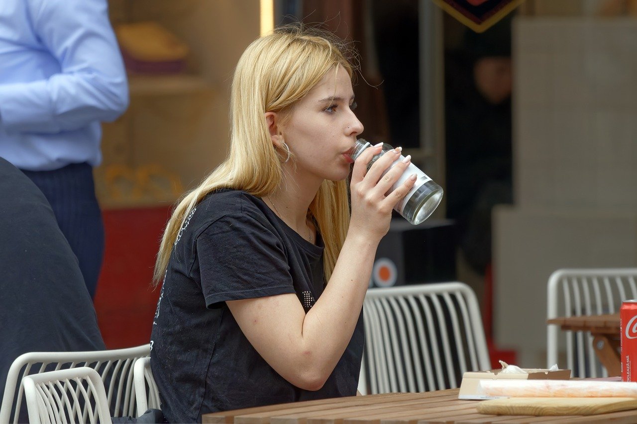 Alimentación Saludable en Verano: Nutrición y Frescura en Agosto con Cash Gaymo